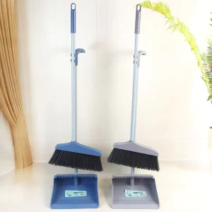 China Factory Long Printed Handle Broom Dustpan Set Soft Bristle Easy Cleaning Feature Low Price Plastic Handle