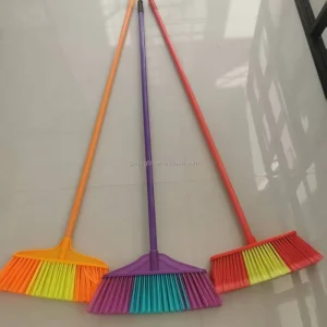 China Manufacturer Eco-Friendly Floor Cleaning Sweeping Broom with Soft Bristles Wooden Handle Plastic Broom Dustpan