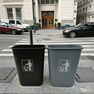 Commercial Outdoor Plastic Trash Can 13/15/20/30/32/40/45/50/55/96 Gallon Dustbin for Garbage Waste Bins