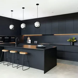 Custom E0 Black Matte Glossy Lacquer 2 PAC Kitchen Cabinet with Marble Counter, Soft Close, FSC Certified, Australian Villa Style