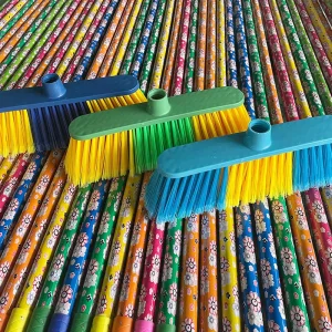 DS2346 Plastic Bristle Brooms With Stick Brush Household Kitchen Indoor Outdoor Brooms for Sweeping Indoor Broom Stick
