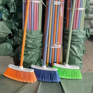 Daily Use Pvc Coated Wood Stick Factory Wooden Handle Poles for Broom and Mop Cleaning Product