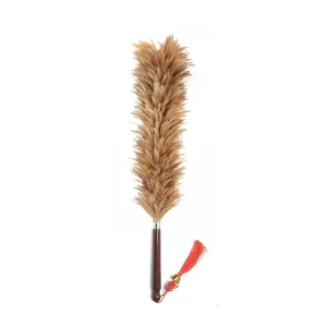 Eco-Friendly Reusable Handheld Natural Color Rooster Chicken Feather Duster for Cleaning Supplies Home Car Office