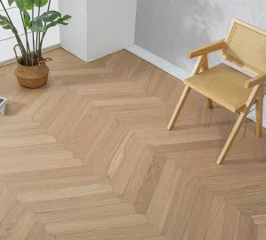 European Oak Indoor Hardwood Flooring Smooth Matte White Oak Wood Grade Abcd Brushed Thick Engineered Short Board Herringbone