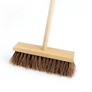Heavy Duty Wooden Brooms 12 Inch Factory Direct Natural Palmyra Bristles Dustpans Cleaning Concrete Decks Patios Rough Surfaces