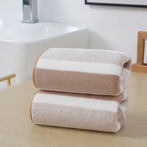 High Absorption Soft Striped Woven Microfiber Quick-Dry Bath & Home Coral Velvet Towel Machine Washable