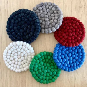 High Quality 20cm Wool Ball Coasters Felted Rug Drinks Mat & Discs for Home & Laundry Use