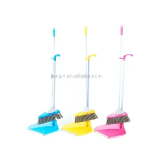 Kworld Direct Selling Eco friendly Household Cleaning Long Handle Plastic Dustpan With Broom
