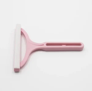 Lightweight Double Sided Lint Shaver Pink Handle Manual Hair Remover for Household and Travel Fabric Cleaning