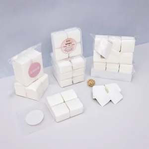 Lint Free Durable Nail Wipes Square Pads (Wood Pulp & Non woven Fabric) Cosmetic Cleaner Cleansing Paper Nails Polish Remover