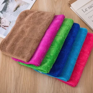 Microfiber Cleaning Cloth for Furniture and Kitchen Towel for Effective Cleaning