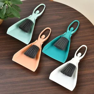 Mini Desktop Plastic Cleaning Brush Set Soft Bristles Dustpan Broom for Small Keyboard Gaps Dining Table Hand Design