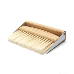 Mini Mechanical Keyboard Dust Cleaning Brush Soft Bristled Beech Wood Magnetic Desktop Dustpan Broom Set
