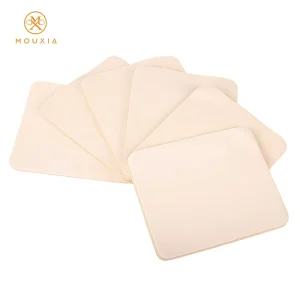 Minimalist Solid Color Eyewear Cleaning Cloth with Smooth Texture for Screens & Cameras Eyeglass Cleaning Cloth