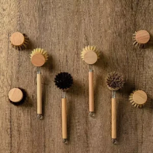 Natural Bamboo Kitchen Brush Eco Friendly Wooden Handle Dishwashing Scrubber Sustainable Cleaning Tool for Dishes and Bowls