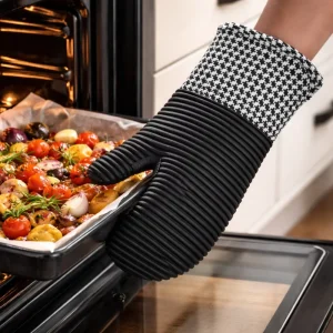 Outdoor Cooking Silicone Waterproof Baking Gloves Mitts Set Cotton Lining Thick Protection Dishwasher Safe Eco Friendly for Oven