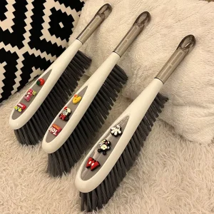 PP Long Handle Soft Bristle Bed Brush for Household Dust Removal and Carpet Cleaning