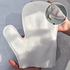 Pet Grooming Disposable Non-woven Fabric Gloves Protective Gloves Used for Removing Dander and Hair From Dogs and Cats