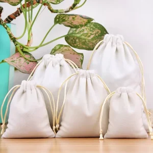 Polyester Waterproof Drawstring Laundry Bag Washable Travel Organizer with Durable Double Stitching