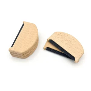 Portable Manual Comb Sweater Shaver Wool and Fabric Lint Remover Brush Tool for Pilling and Removing Fuzz From Scarves Woolens