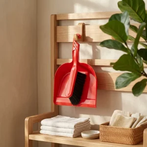 Portable Small Broom Dust Pan With Brush Table Desk Cleaner Keyboard Waste Hand Cleaning Tool Plastic Mini Dustpan and Brush Set