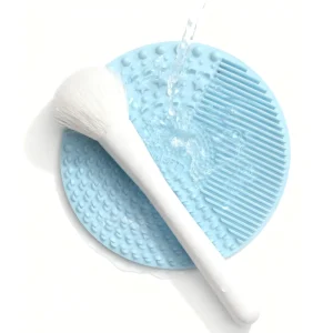 Silicone Eco Friendly Cosmetic Brush Cleaner Pad Portable Mat Suction Cup Instant Scrubber Makeup Brushes Customizable Logo