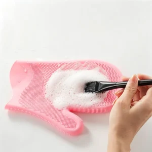 Silicone Environmental Protection Multi-color Easy Clean Hand Sleeve Scrubber Board Makeup Brush Sponges Cleansing