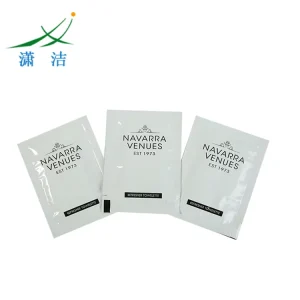 Single Mini Wet Wipes Little Disposable Wet Wipes