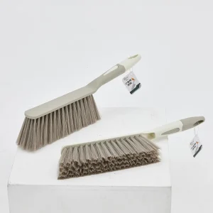 Soft Bristle Desk Sofa Counter Duster Long Handle Dust Brush for Car or Home or Workshop Plastic Bench Brush