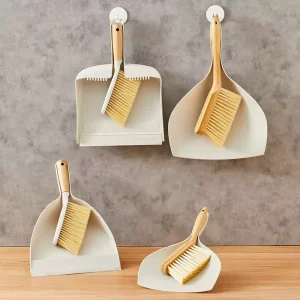Sunshine Modern Eco-friendly 2-in-1 Broom Head Dustpan Set Mini Chicken Design Easy Cleaning PP+Wood Dustpans for Home Use
